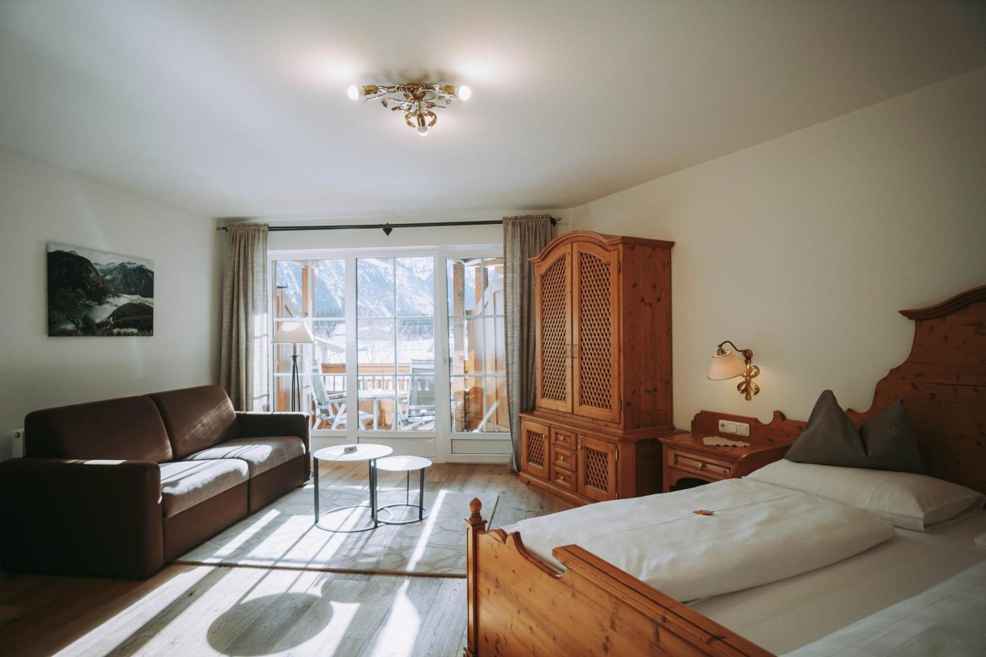 Mons Wine Passion Hotel 4*